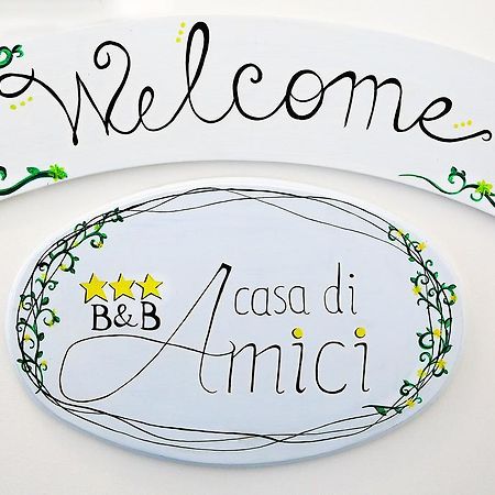 B&B A Casa Di Amici Giardini-Naxos Buitenkant foto
